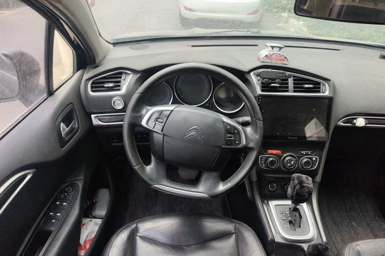 Used Citroen C4L 2013 1.6 THP Automatic Impression Edition Steering Wheel