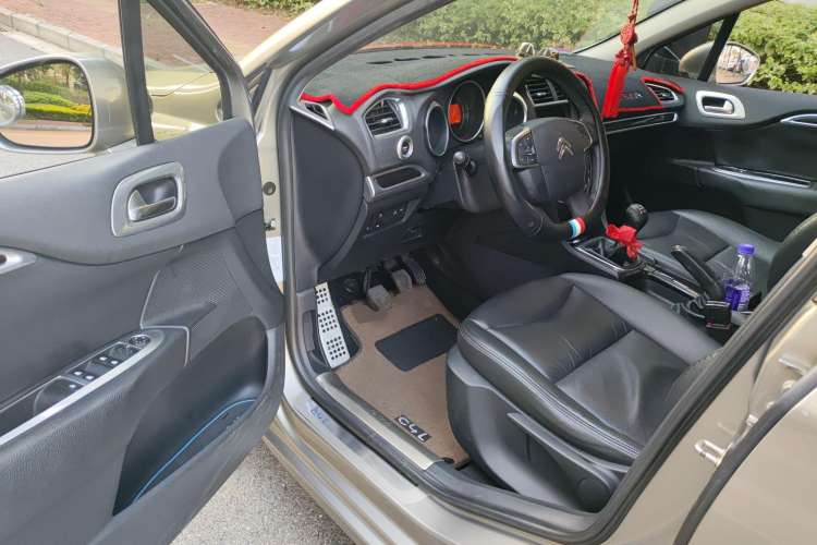 Used Citroen C4L 2013 1.8L Manual Jingzhi Edition Driver Seat