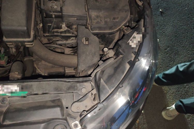Used Citroen C4L 2013 1.8L Automatic Enjoyment Edition Engine Bay Left