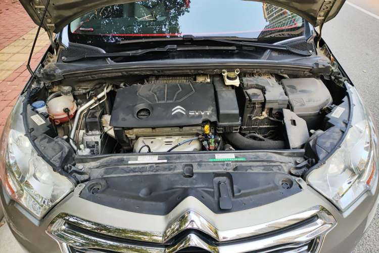 Used Citroen C4L 2013 1.8L Manual Jingzhi Edition Engine Bay