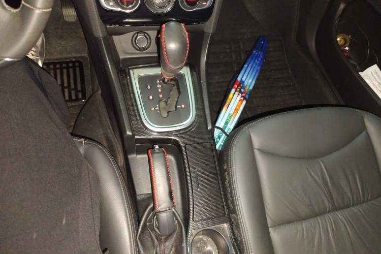Used Citroen C4L 2013 1.8L Automatic Jingchi Edition Gear Lever