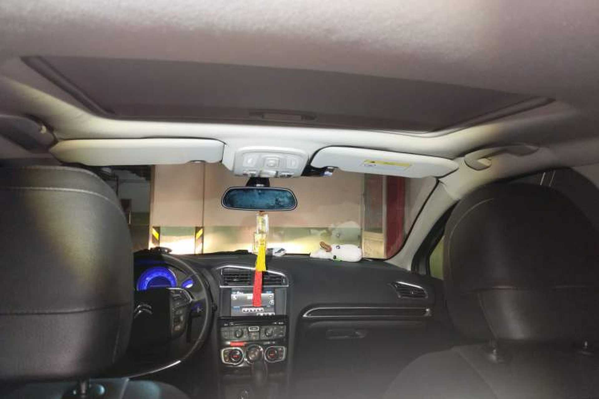 Used Citroen C4L 2013 1.8L Automatic Jingchi Edition Headliner