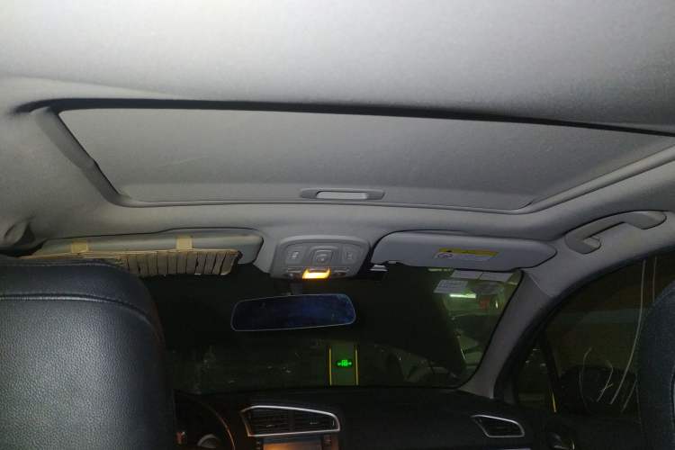 Used Citroen C4L 2013 1.8L Automatic Enjoyment Edition Headliner