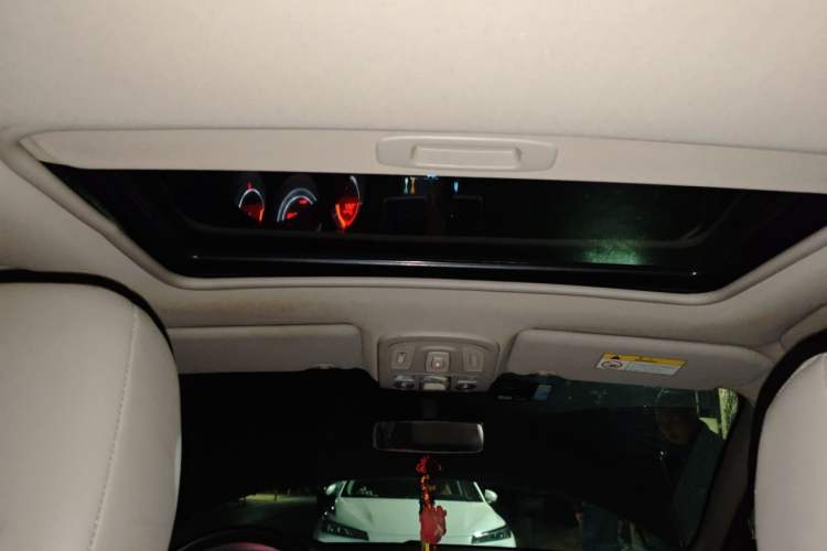 Used Citroen C4L 2013 1.8L Automatic Enjoyment Edition Headliner