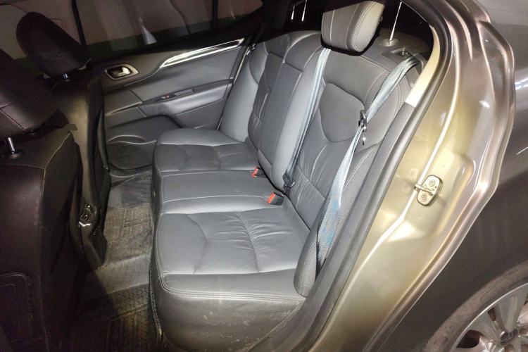 Used Citroen C4L 2013 1.8L Automatic Jingchi Edition Left Rear Seat