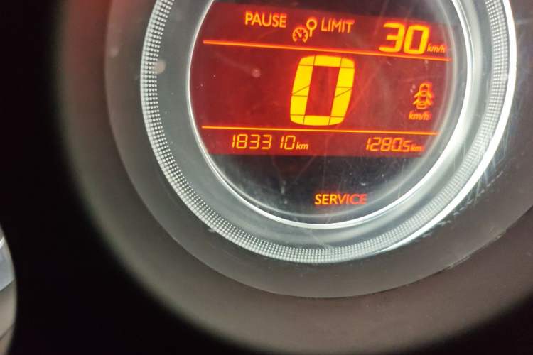 Used Citroen C4L 2013 1.8L Automatic Enjoyment Edition Odometer Close Up