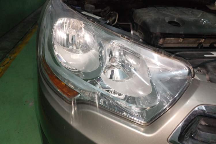 Used Citroen C4L 2013 1.8L Automatic Jingchi Edition Right Front Headlight
