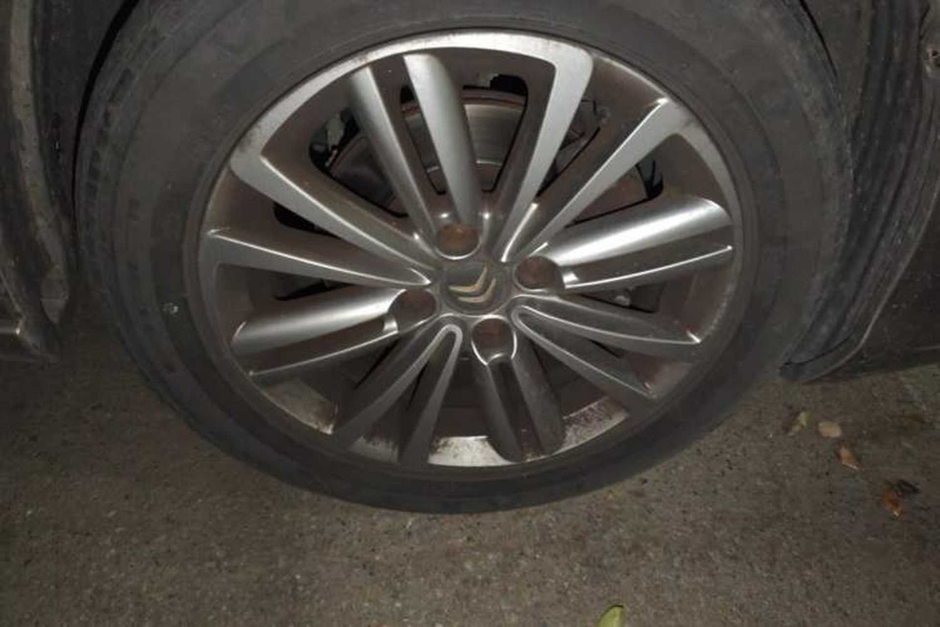 Used Citroen C4L 2013 1.8L Automatic Enjoyment Edition Right Front Wheel Hub