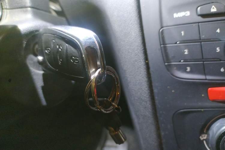 Used Citroen C4L 2013 1.8L Automatic Enjoyment Edition Vehicle Key
