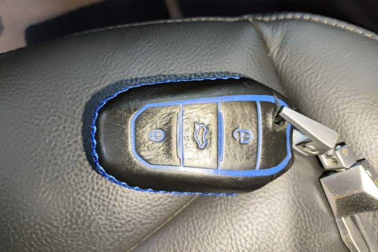 Used Citroen C4L 2013 1.8L Manual Jingzhi Edition Vehicle Key