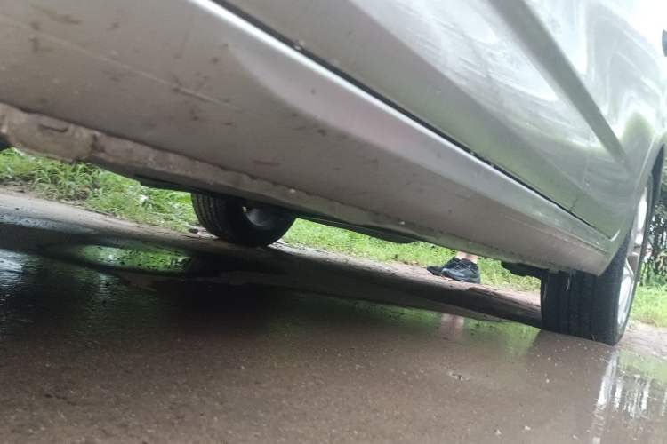 Used Citroen C4L 2013 1.6 THP Automatic Impression Edition Chassis Front Left