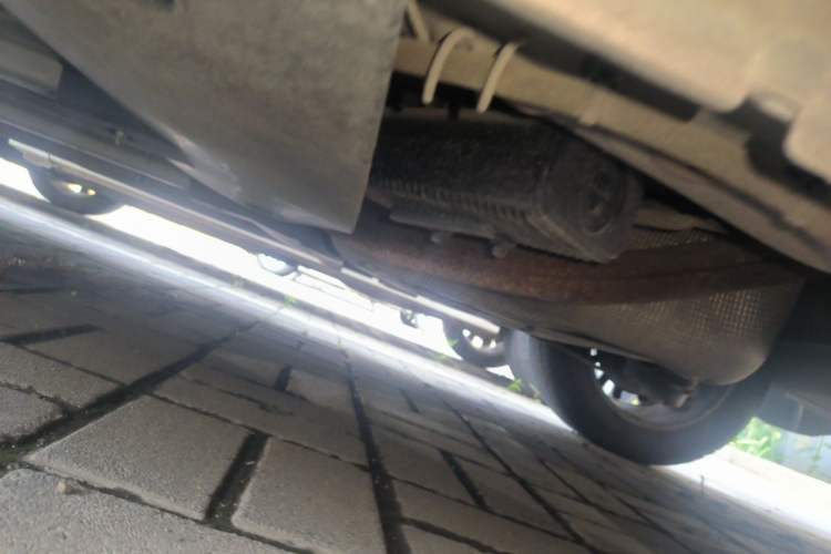 Used Citroen C4L 2013 1.8L Automatic Jingzhi Edition Chassis Front Left