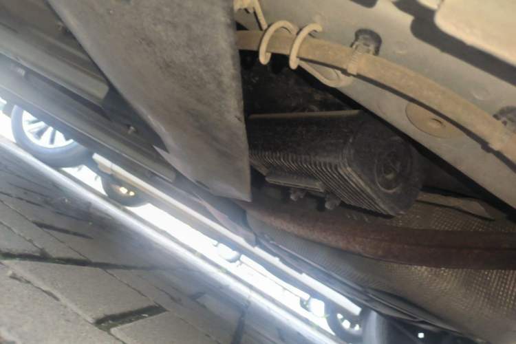 Used Citroen C4L 2013 1.8L Automatic Jingzhi Edition Chassis Front Right
