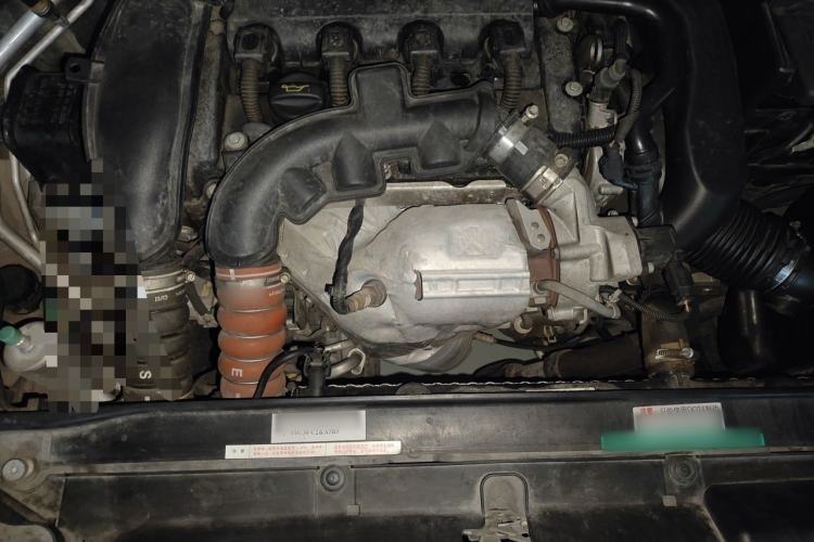 Used Citroen C4L 2013 1.6 THP Automatic Impression Edition Engine Bay