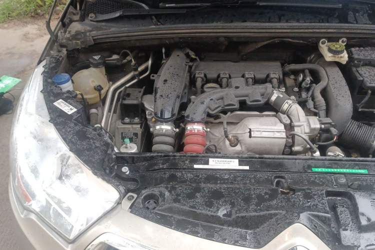 Used Citroen C4L 2013 1.6 THP Automatic Impression Edition Engine Bay Right