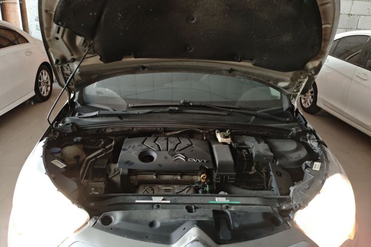 Used Citroen C4L 2013 1.8L Automatic Jingchi Edition Engine Bay