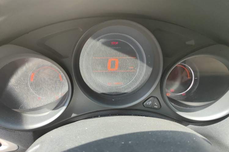 Used Citroen C4L 2013 1.8L Automatic Enjoyment Edition Instrument Cluster