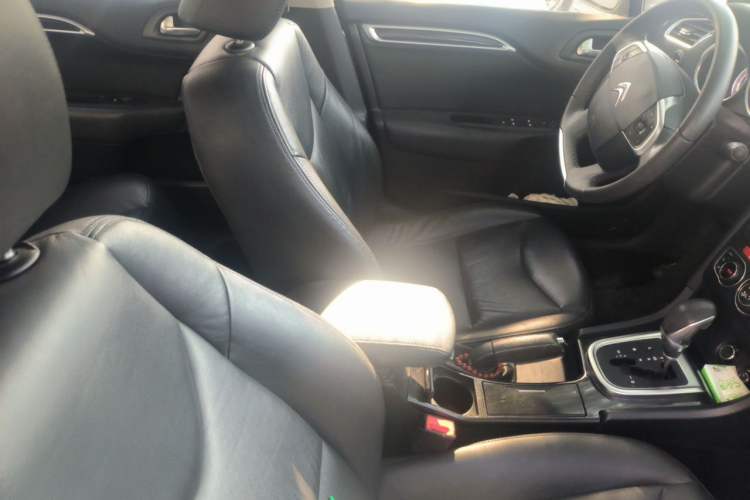 Used Citroen C4L 2013 1.8L Automatic Jingzhi Edition Left Front Seat