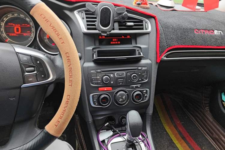Used Citroen C4L 2013 1.6 THP Automatic Impression Edition Audio And AC Panel