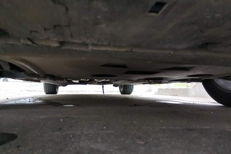 Used Citroen C4L 2013 1.8L Automatic Jingzhi Edition Chassis Front