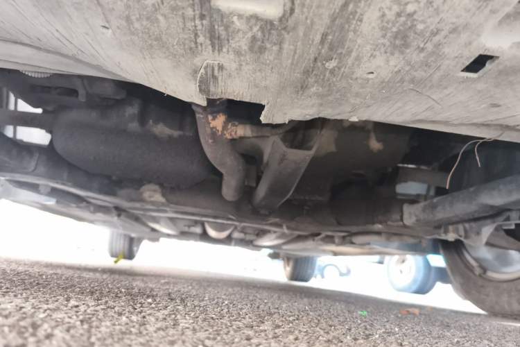 Used Citroen C4L 2013 1.6L Manual Jingzhi Edition Chassis Front