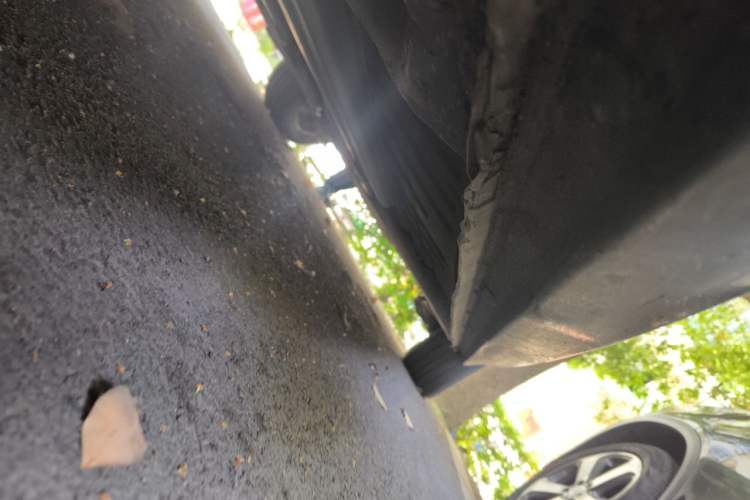 Used Citroen C4L 2013 1.8L Automatic Jingzhi Edition Chassis Front Left
