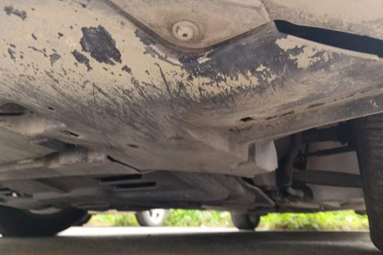Used Citroen C4L 2013 1.8L Automatic Jingzhi Edition Chassis Front Left