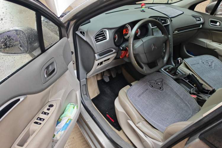 Used Citroen C4L 2013 1.8L Manual Jingxiang Edition Driver Seat