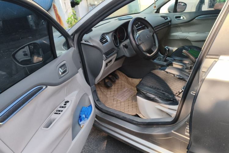Used Citroen C4L 2013 1.6L Manual Jingzhi Edition Driver Seat