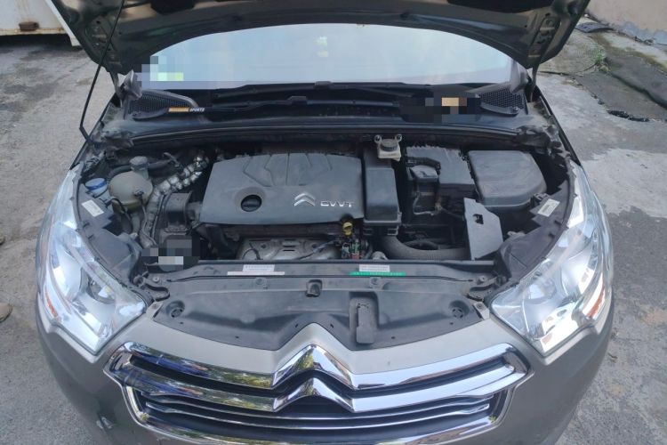Used Citroen C4L 2013 1.8L Automatic Jingzhi Edition Engine Bay