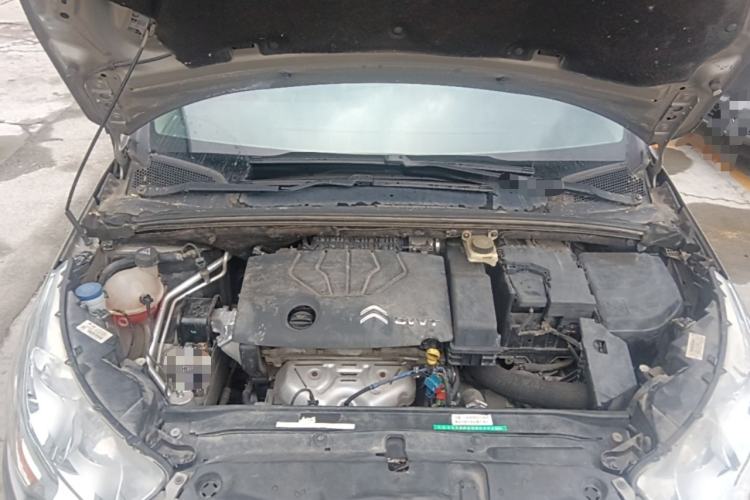 Used Citroen C4L 2013 1.8L Automatic Jingchi Edition Engine Bay