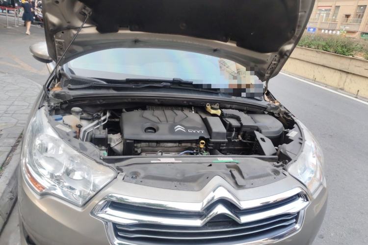 Used Citroen C4L 2013 1.8L Automatic Enjoyment Edition Engine Bay