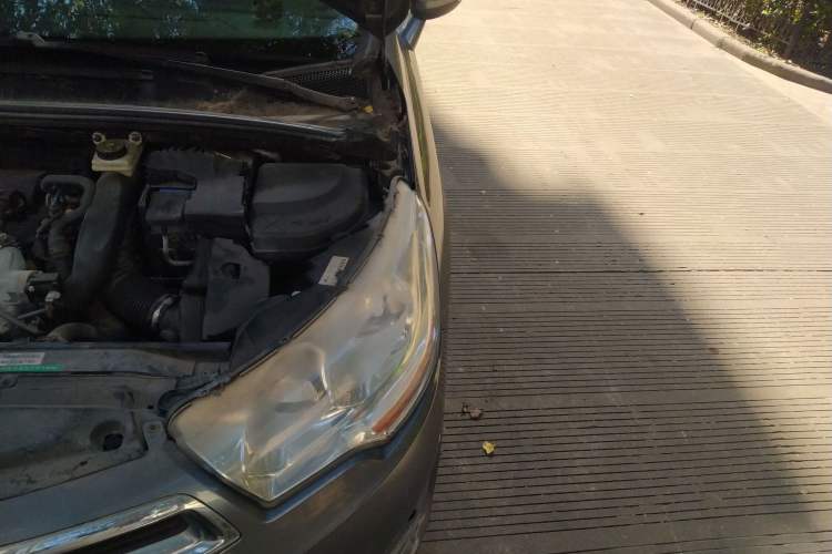 Used Citroen C4L 2013 1.6 THP Automatic Impression Edition Engine Bay Left