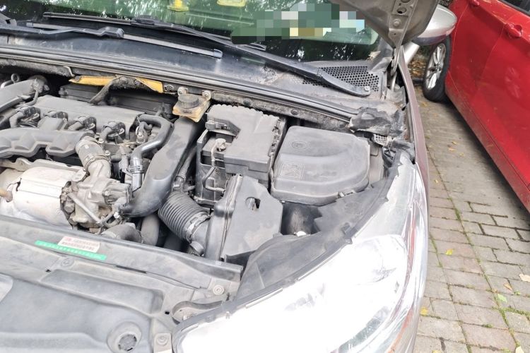 Used Citroen C4L 2013 1.6 THP Automatic Impression Edition Engine Bay Left