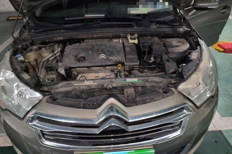 Used Citroen C4L 2013 1.8L Automatic Enjoyment Edition Engine Bay