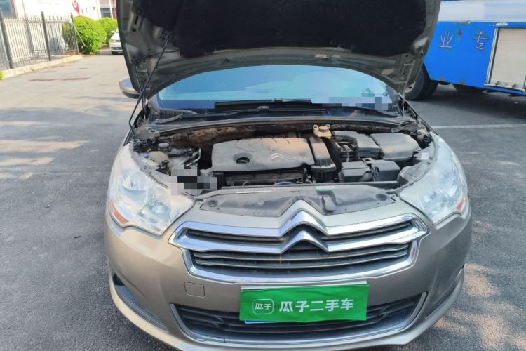 Used Citroen C4L 2013 1.6L Manual Jingzhi Edition Engine Bay Right