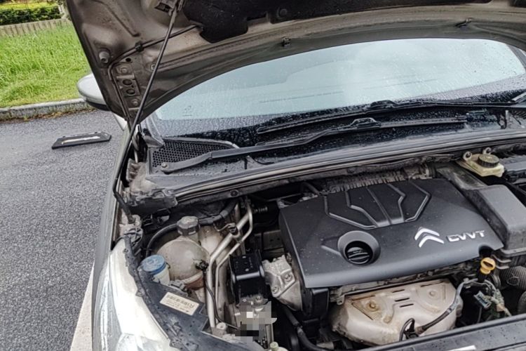Used Citroen C4L 2013 1.8L Manual Jingxiang Edition Engine Bay Right