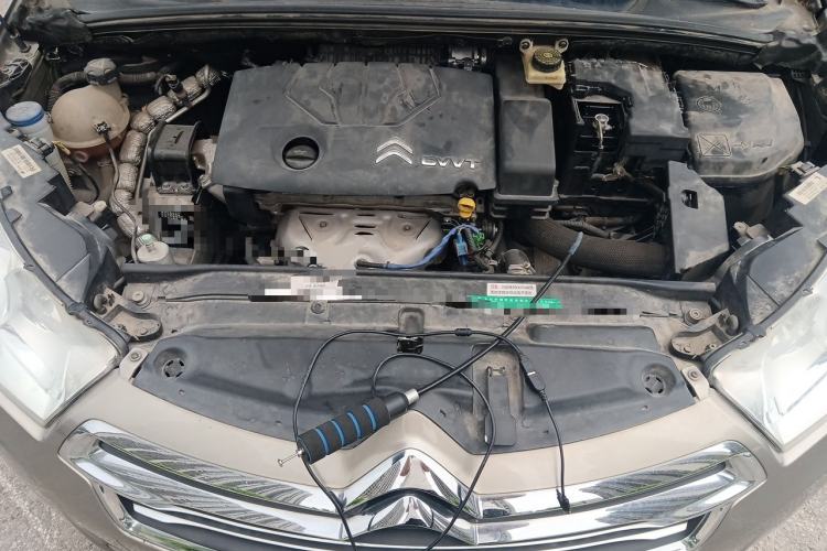 Used Citroen C4L 2013 1.8L Automatic Jingzhi Edition Engine Bay
