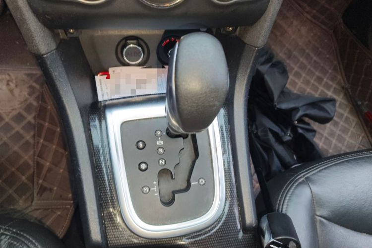 Used Citroen C4L 2013 1.6 THP Automatic Impression Edition Gear Lever