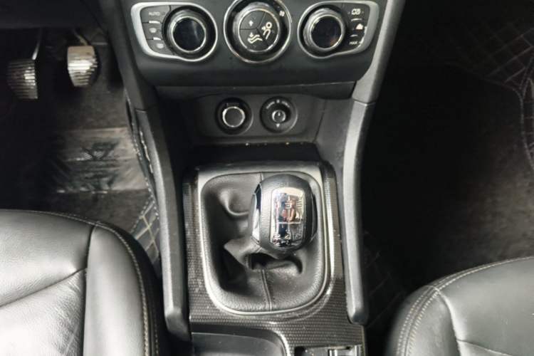 Used Citroen C4L 2013 1.8L Manual Jingzhi Edition Gear Lever