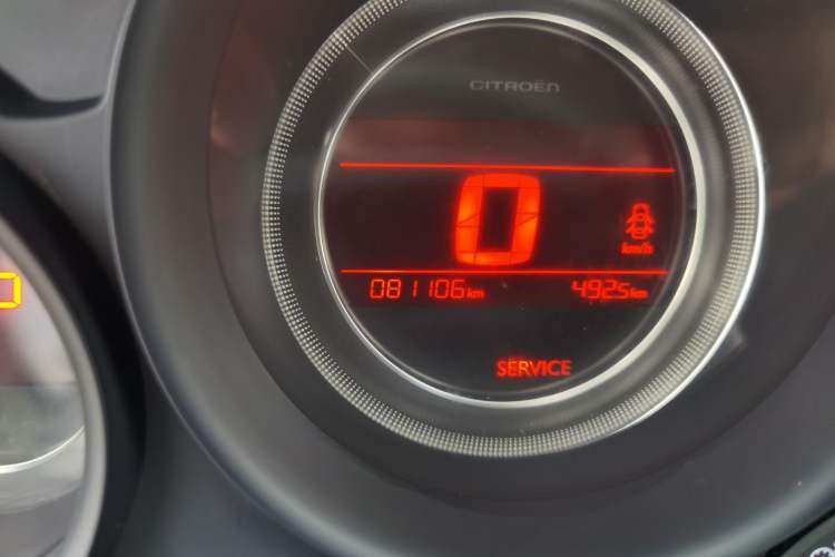 Used Citroen C4L 2013 1.6L Automatic Jingxiang Edition Instrument Cluster