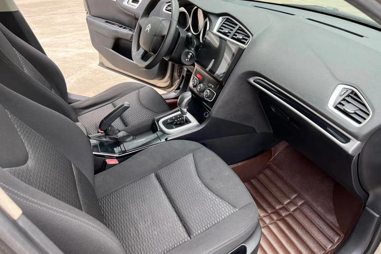 Used Citroen C4L 2013 1.8L Automatic Enjoyment Edition Interior 2