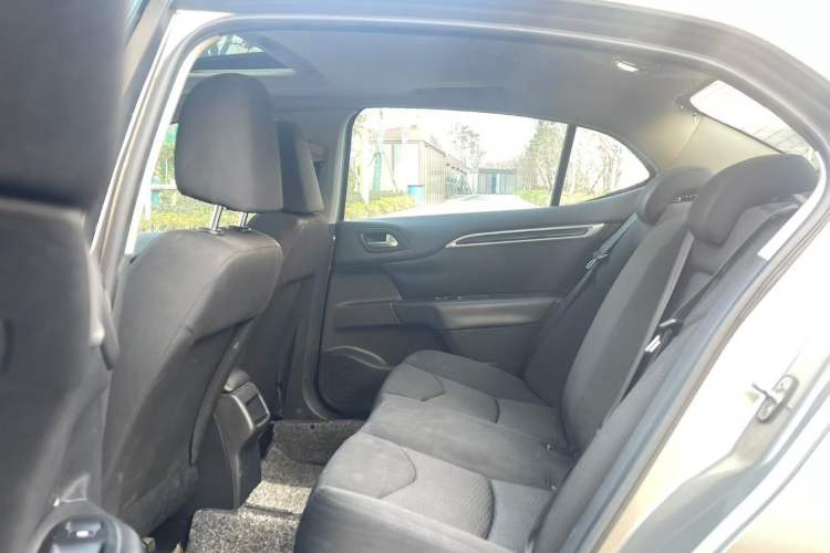 Used Citroen C4L 2013 1.8L Automatic Enjoyment Edition Interior 2