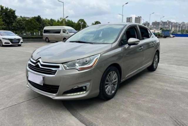 Ojetý Citroen C4L 2013 1.8L Automatic Enjoyment Edition