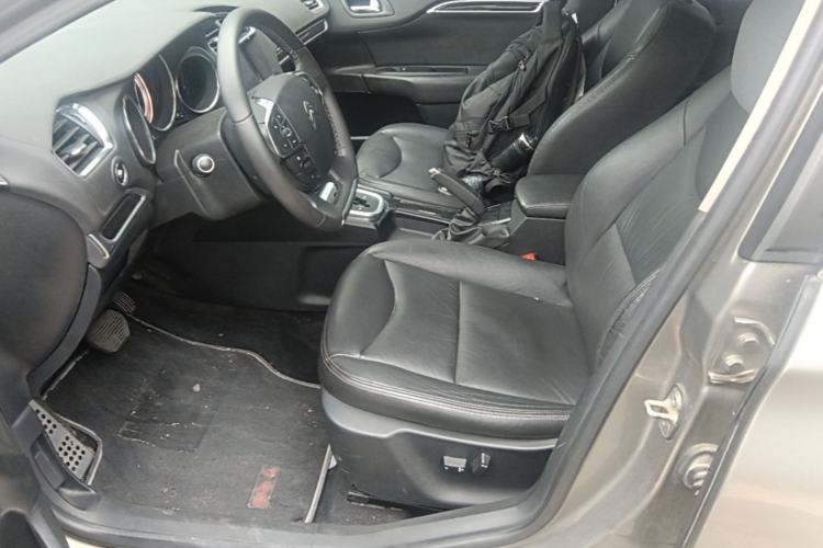 Used Citroen C4L 2013 1.8L Automatic Jingchi Edition Left Front Seat