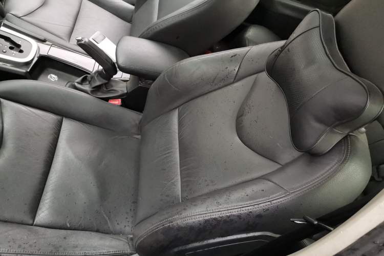 Used Citroen C4L 2013 1.8L Automatic Jingzhi Edition Left Front Seat