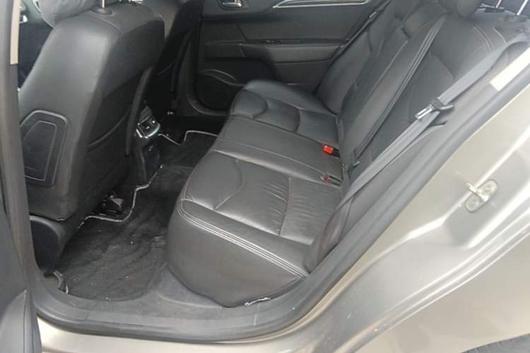 Used Citroen C4L 2013 1.8L Automatic Jingchi Edition Left Rear Seat