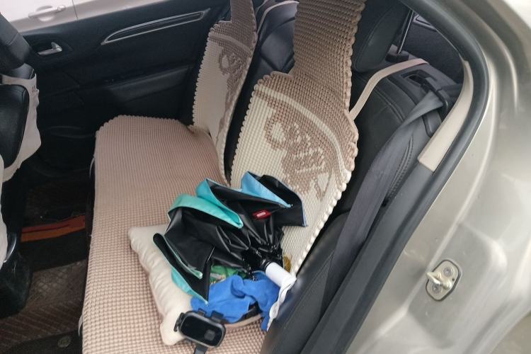 Used Citroen C4L 2013 1.8L Automatic Jingzhi Edition Left Rear Seat
