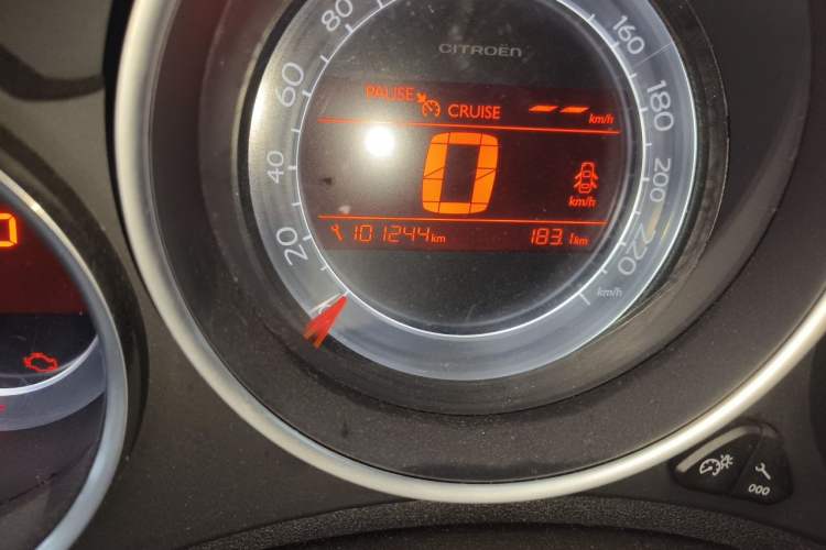 Used Citroen C4L 2013 1.6 THP Automatic Impression Edition Odometer Close Up