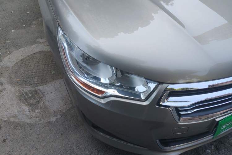 Used Citroen C4L 2013 1.8L Automatic Jingzhi Edition Right Front Headlight
